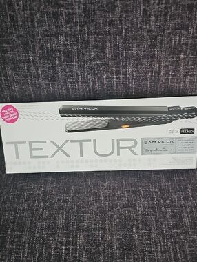 NEW!!!***Sam Villa Signature Textur Iron - Black/Silver